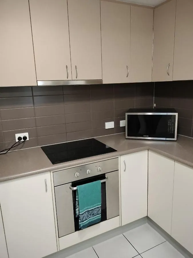 3 Bedroom 2 Bath Apartment In Cairns Queensland 0*,  Australia
