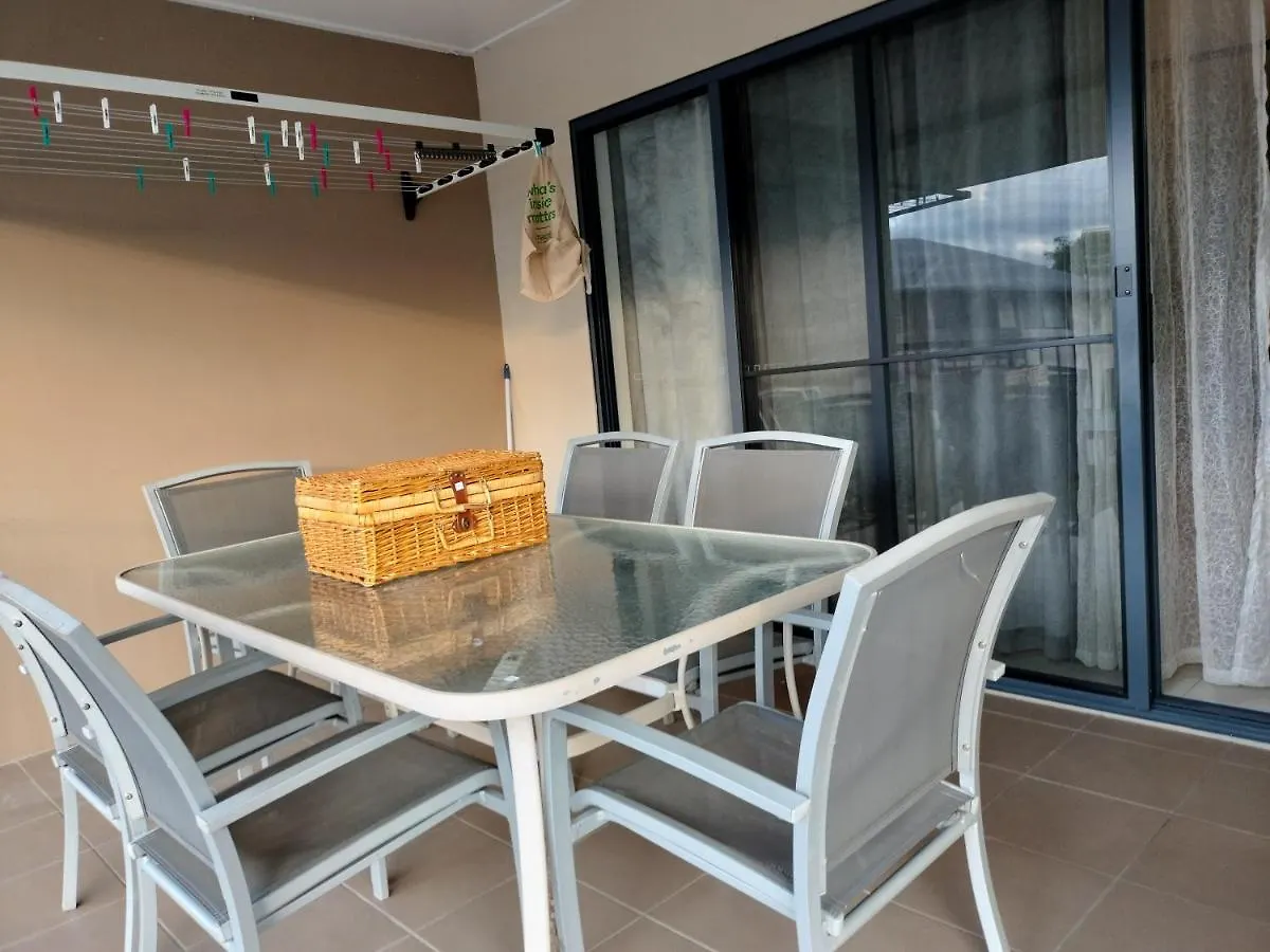 3 Bedroom 2 Bath Apartment In Cairns Queensland