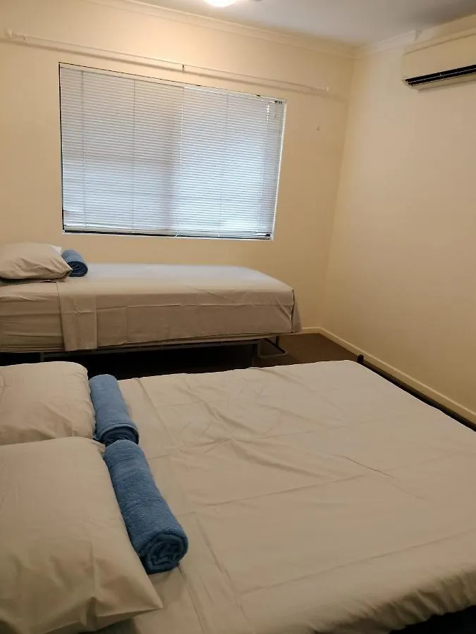 3 Bedroom 2 Bath Apartment In Cairns Queensland