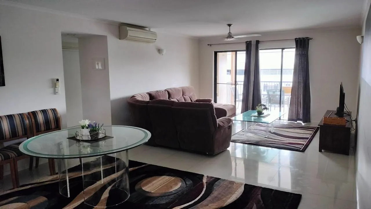 3 Bedroom 2 Bath Apartment In Cairns Queensland